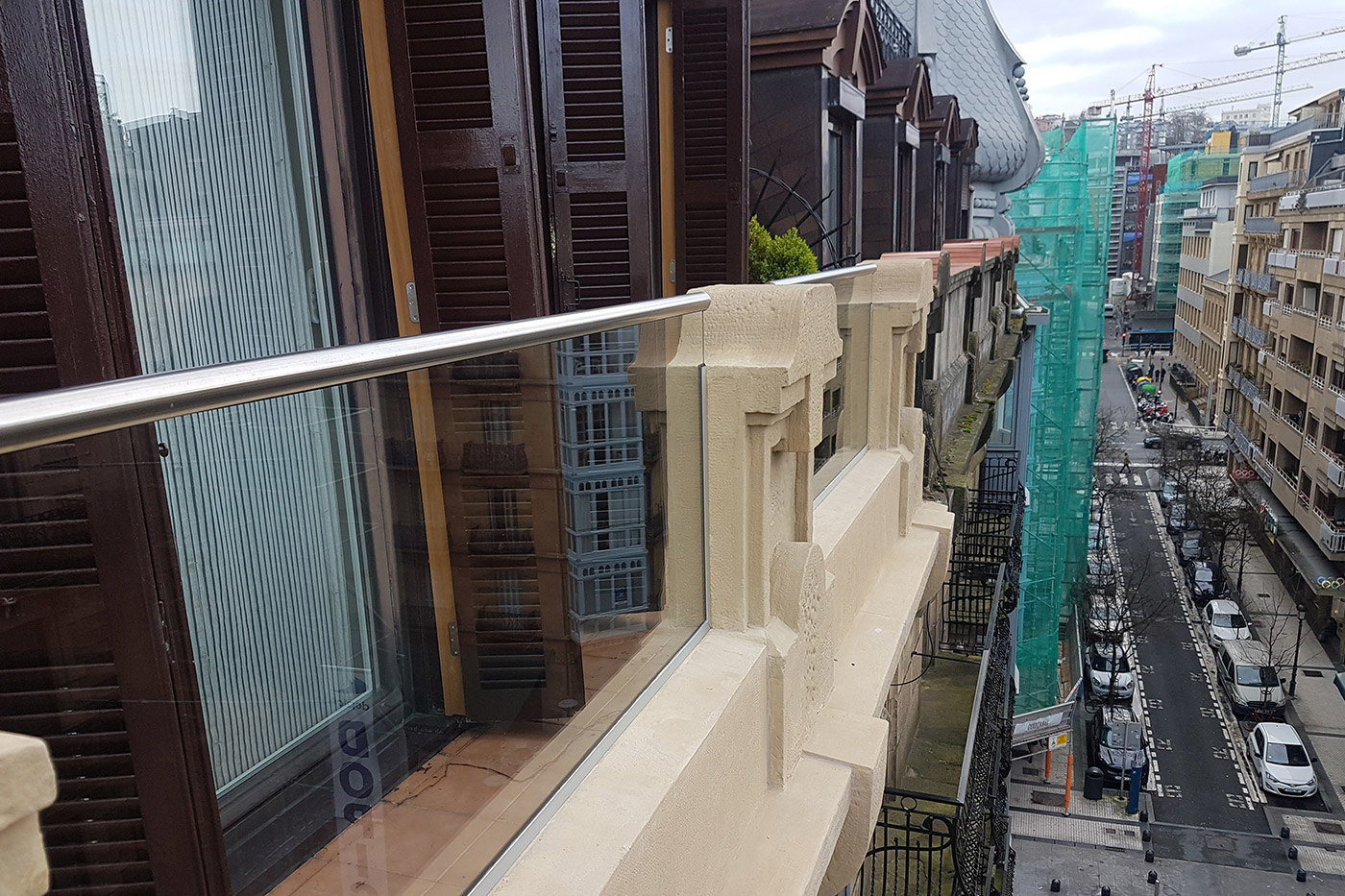 Reforma fachada con balcones Donostia San Sebastián