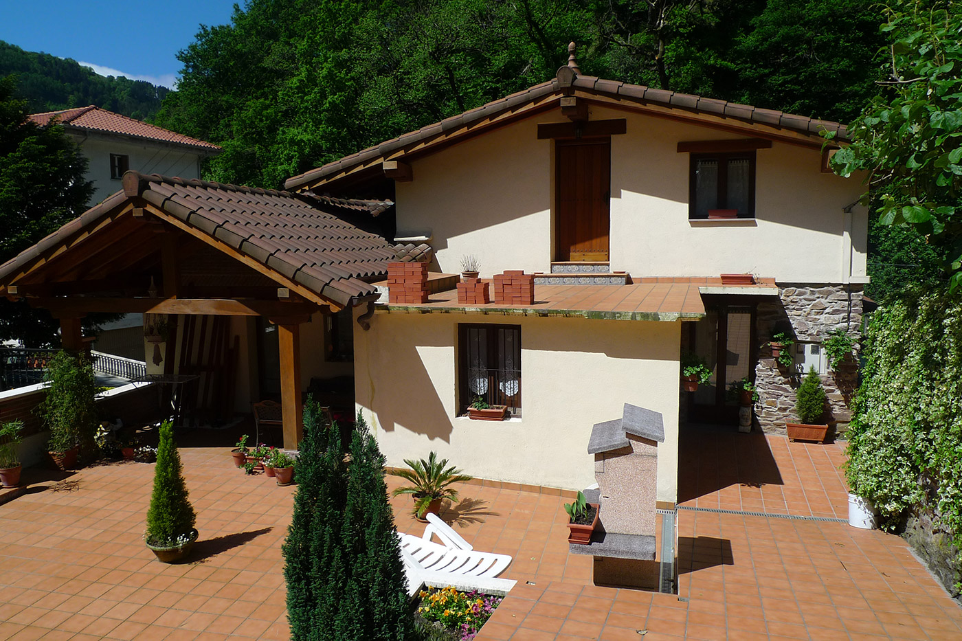 Rehabilitación casa unifamiliar Berrobi