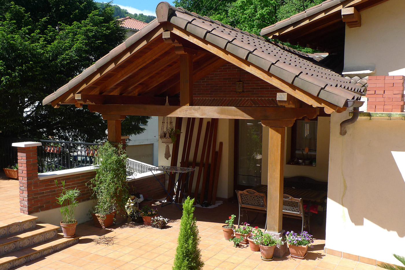 Rehabilitación casa unifamiliar Berrobi porche